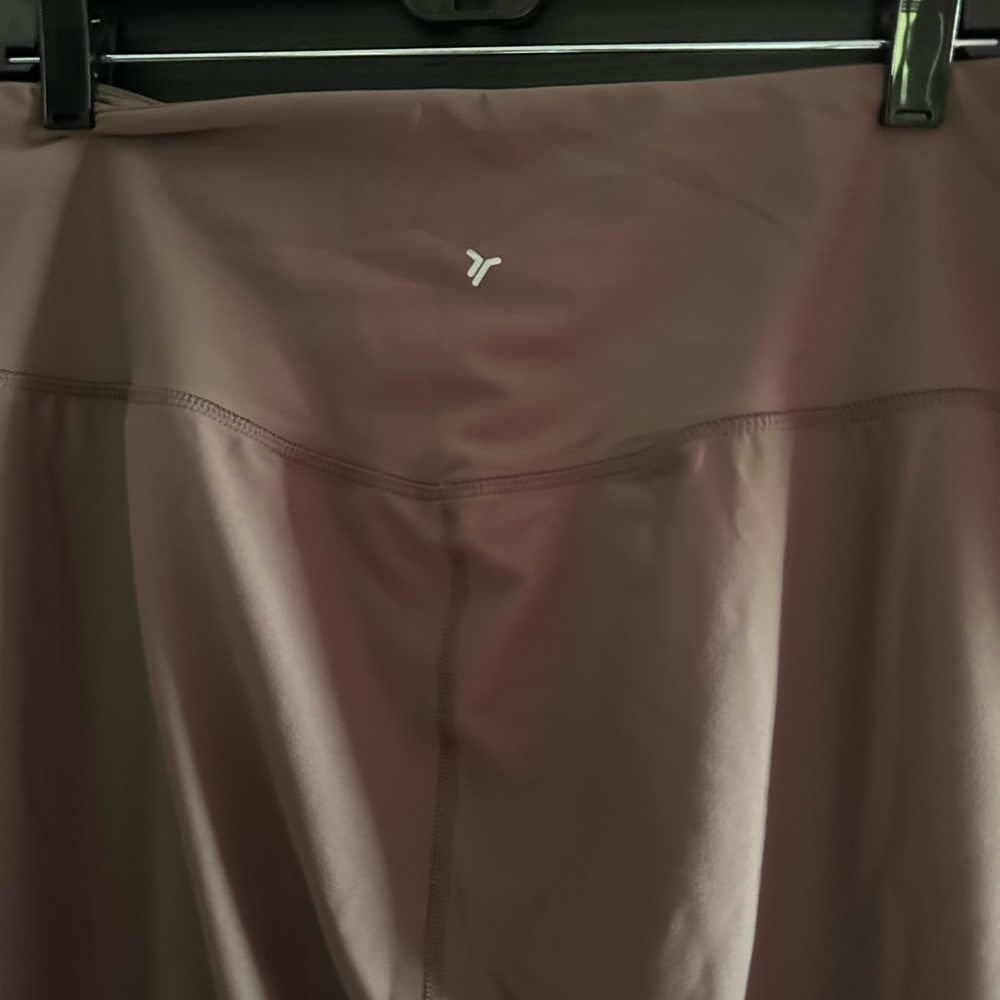 Old Navy Powersoft High-Rise Leggings in Taupe - Picture 5 of 6